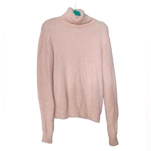 Warm and comfy blush pink turtleneck size M